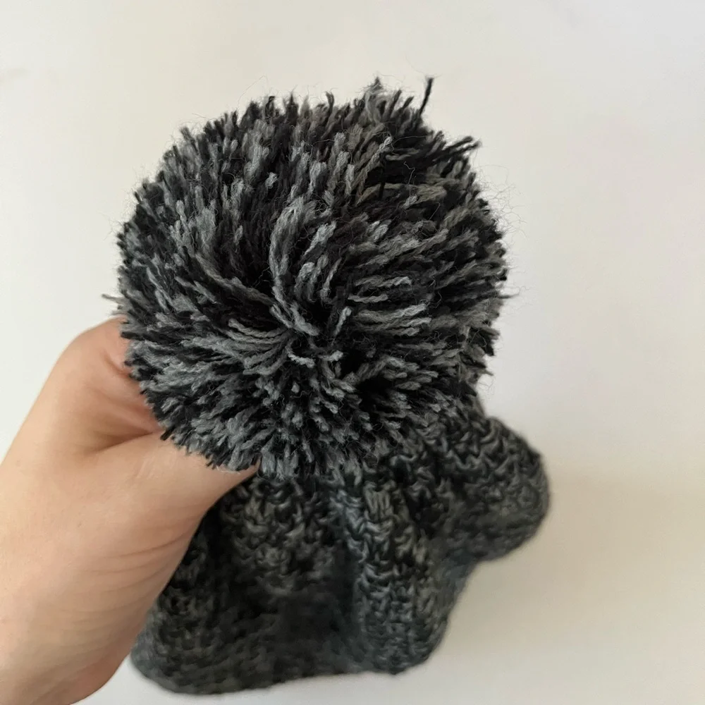 Pure Barre Black & Heather Gray Winter Pom Pom Hat Women's One Size